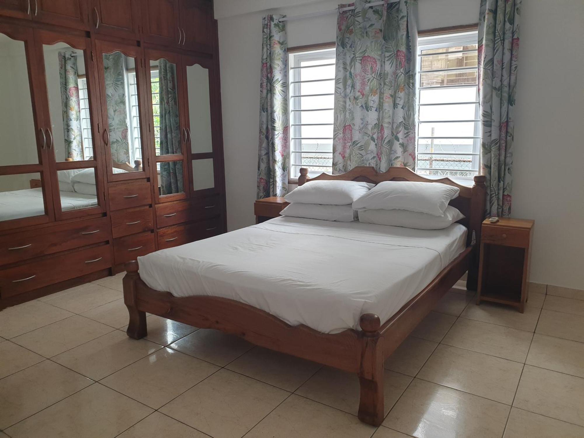 Palmont Commercial Self-Catering Apartments - Beau Vallon Buitenkant foto